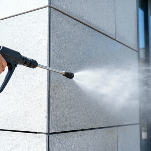 Rensning af facader i Slagelse og Holbæk samt omegn hvor facade rensning fjerner snavs og giver et renere udtryk